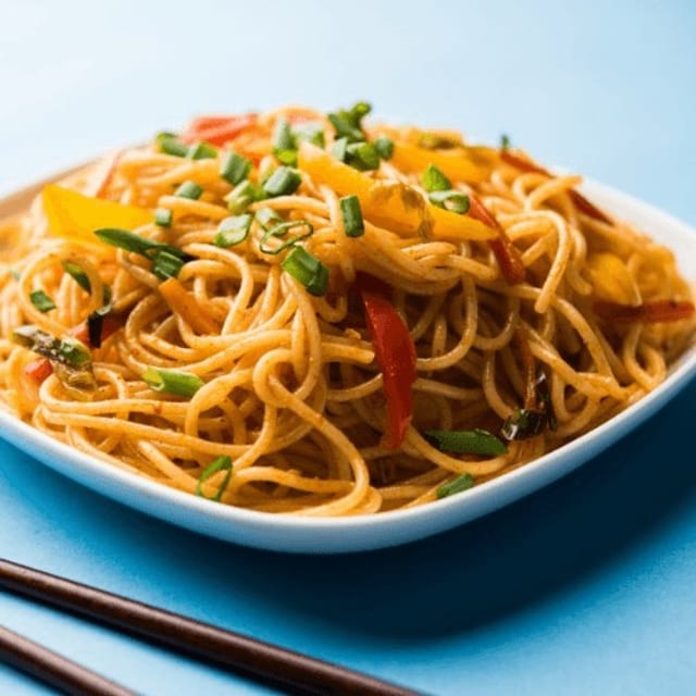 Schezwan Hakka Noodles.