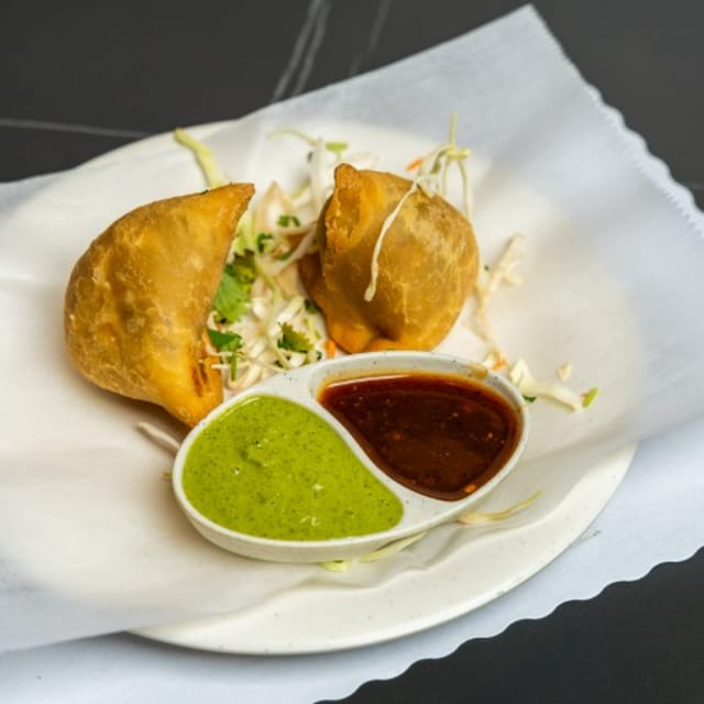 Vegetable Samosa.